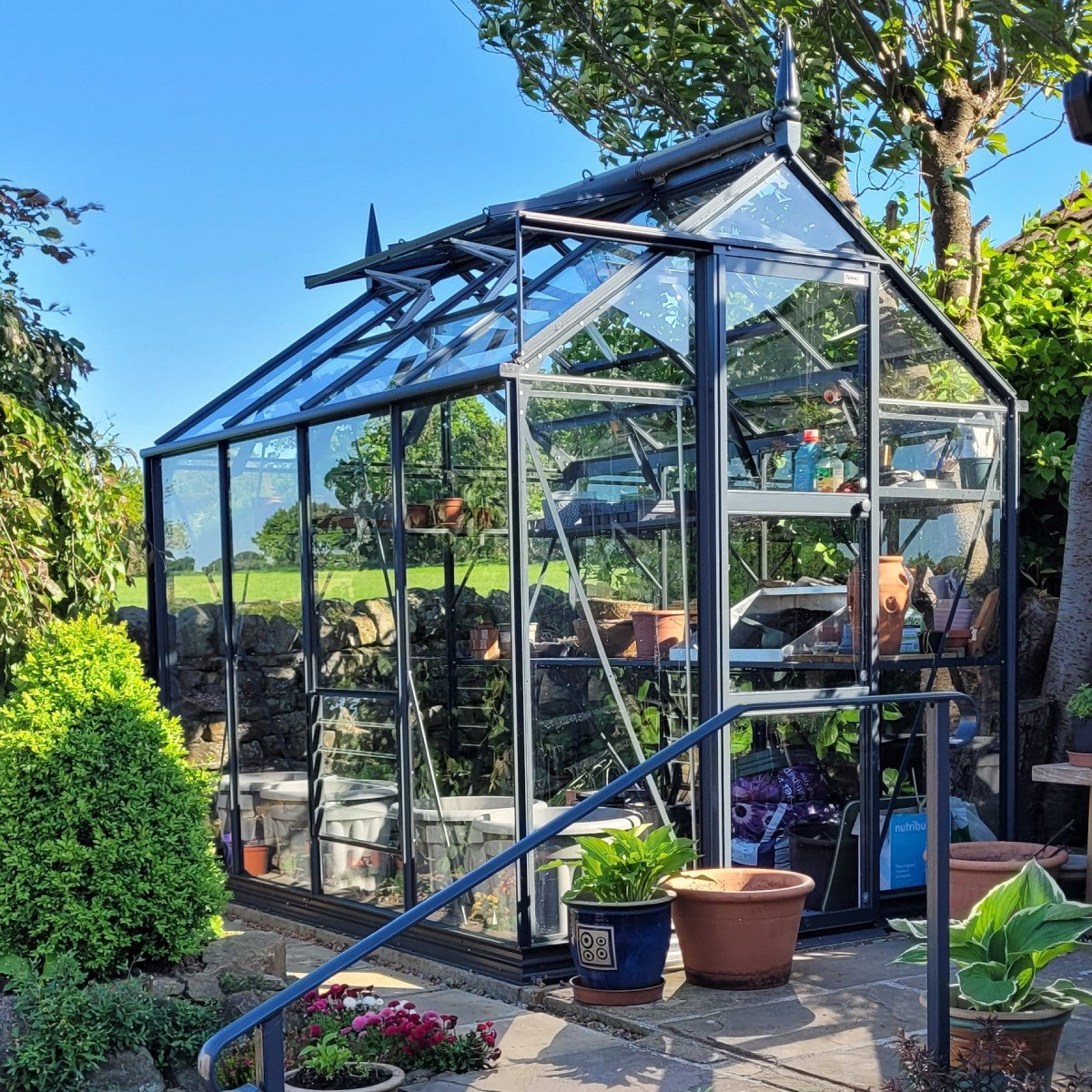 Keith's Rhino Premium 6x8 greenhouse in Midnight Slate